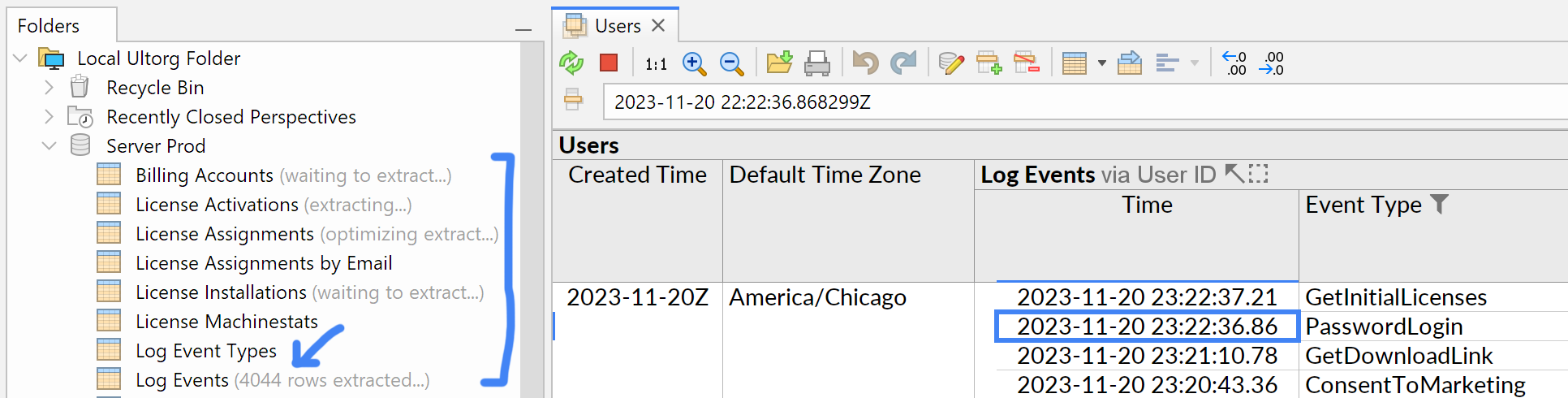 Indications of extract loading state, shown next to each source table in the Fields sidebar.